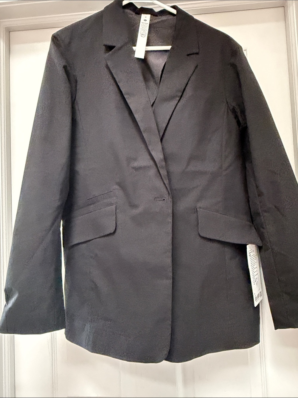 lululemon athletica Black Women's Tailored Blazer - Picture 4 of 5